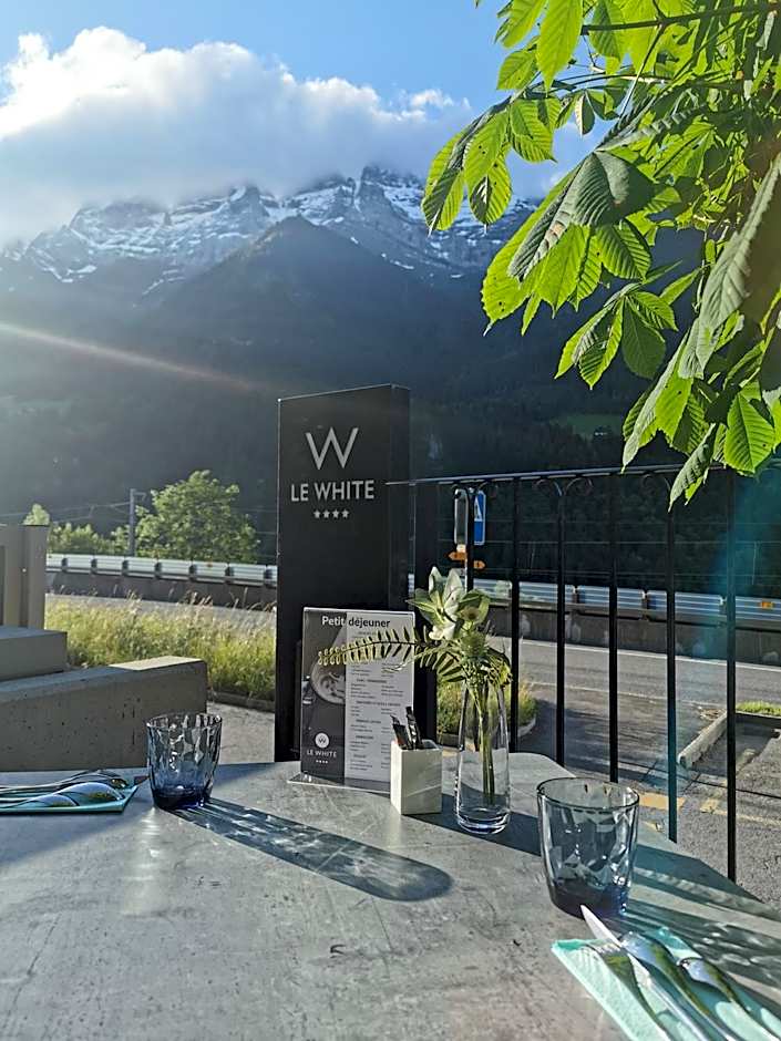 Hôtel Le White - Le 42 Restaurant