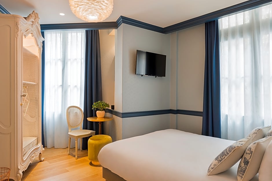 Hotel de Neuve by Happyculture