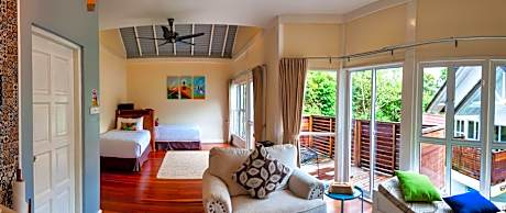 Nepenthes Suite Twin