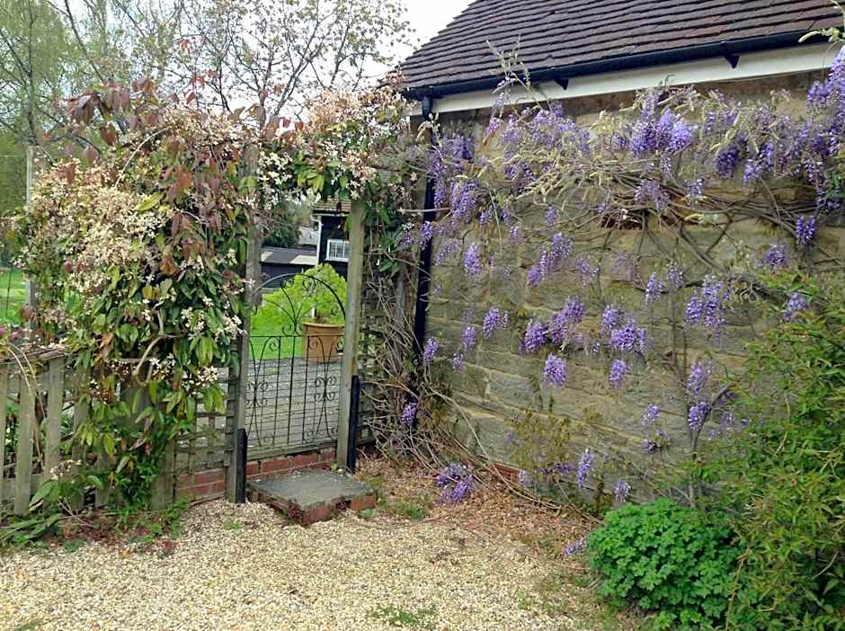 Little Tidebrook Farm