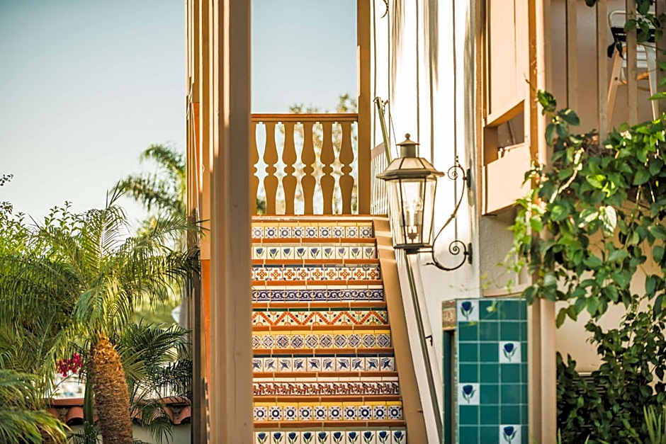 Best Western Plus Pepper Tree Inn