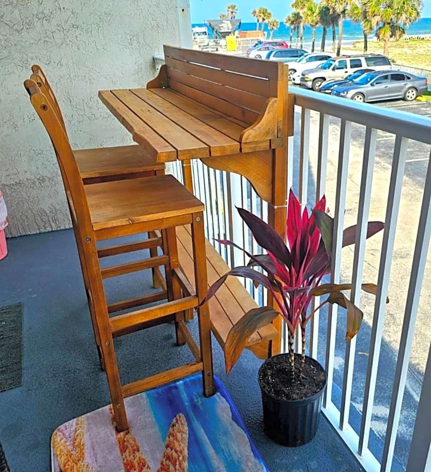 Oceanfront Escape With Balcony and heated salt water pool Sleeps 4