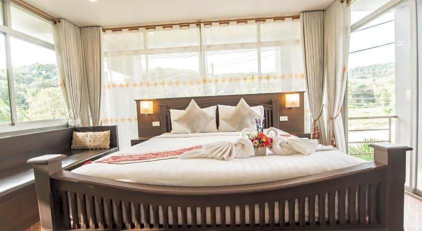 Lanta Nice Beach House