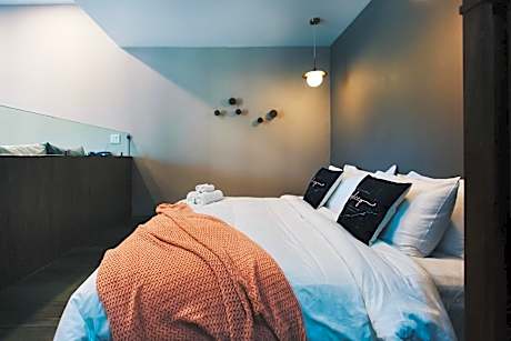 Family Suite with Bath Tub