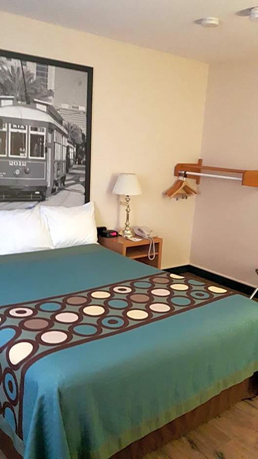 Super 8 by Wyndham Moose Jaw SK