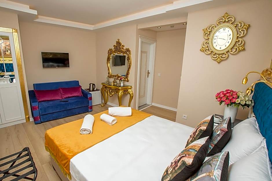 Atlantis Royal Hotel