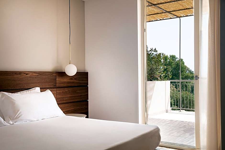 Luna Minoica Suites and Apartments