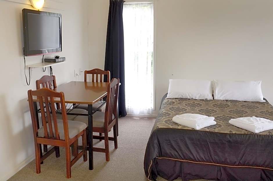 Westport Motels