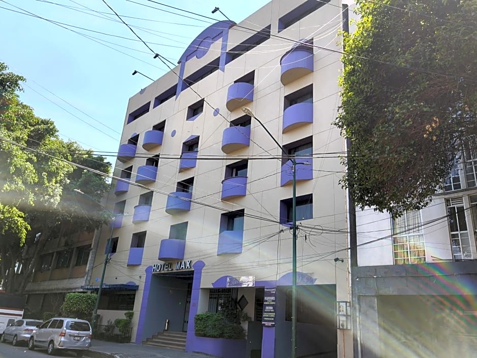 Hotel MaxIntimo