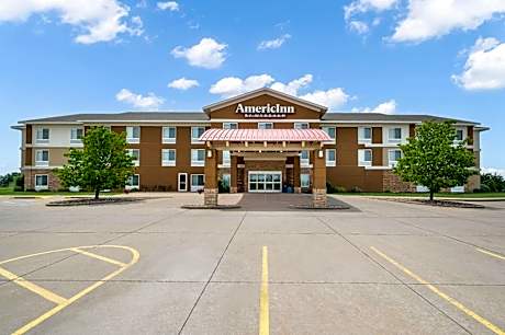 AmericInn by Wyndham Fairfield
