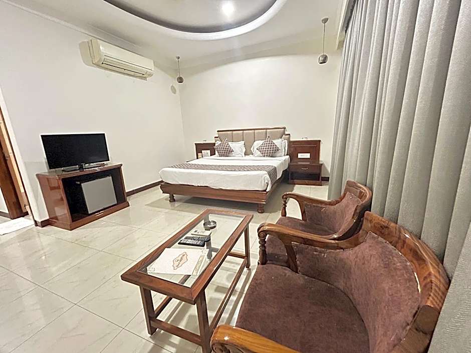 Hotel Aditya