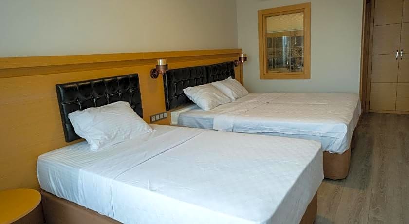 LOTUS PARK HOTEL