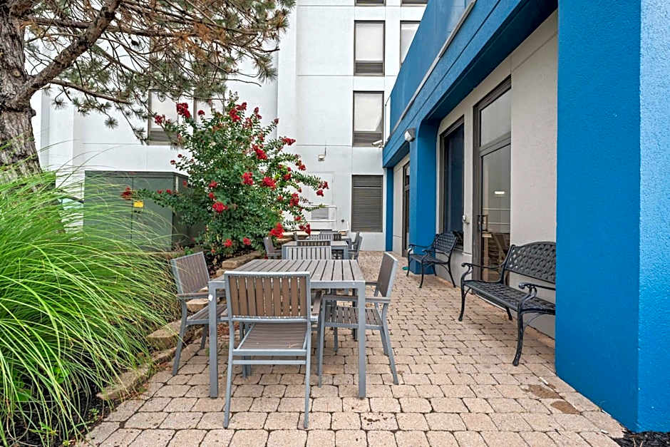 Hampton Inn By Hilton Ridgefield Park