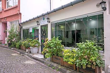 BLAU GRÜN İSTANBUL OTEL