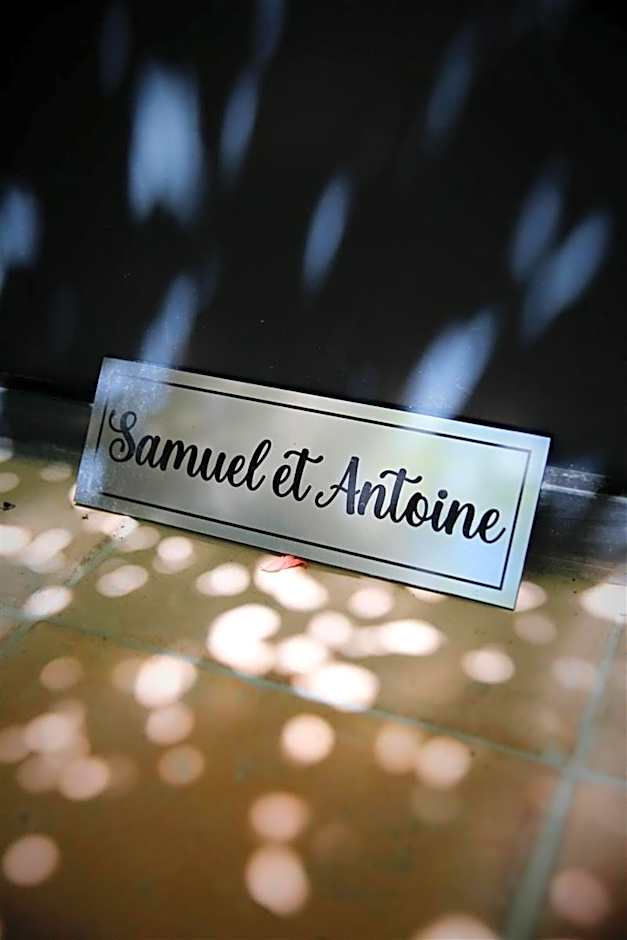 L Amourier chambres d hôtes pour amoureux avec Jacuzzi ou baignoire XXL
