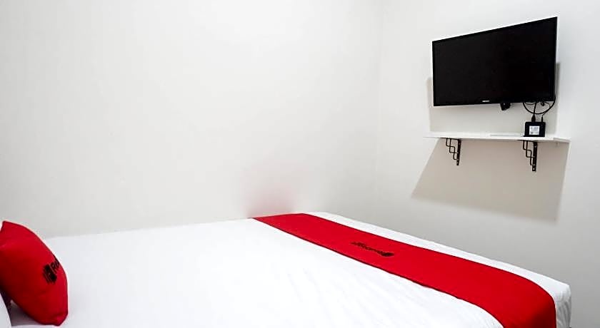 RedDoorz Syariah near RS Mitra Keluarga Tegal