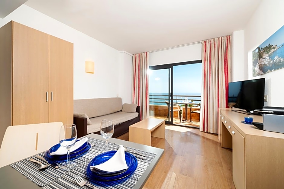 Almirall Apartaments