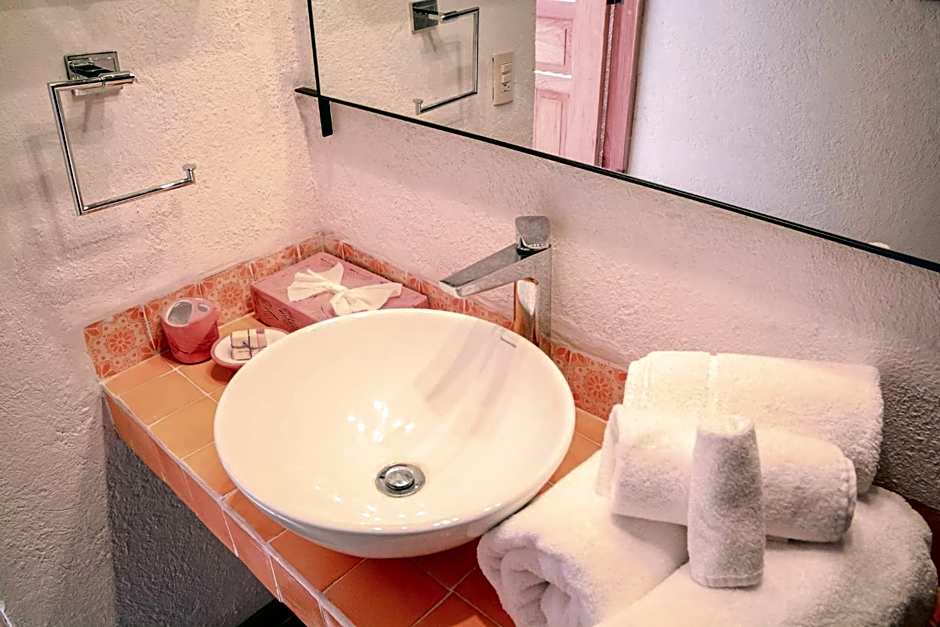 Petit Mesón (Pet Friendly Hotel)