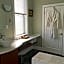 Morris House Hotel - Bed And Breakfast