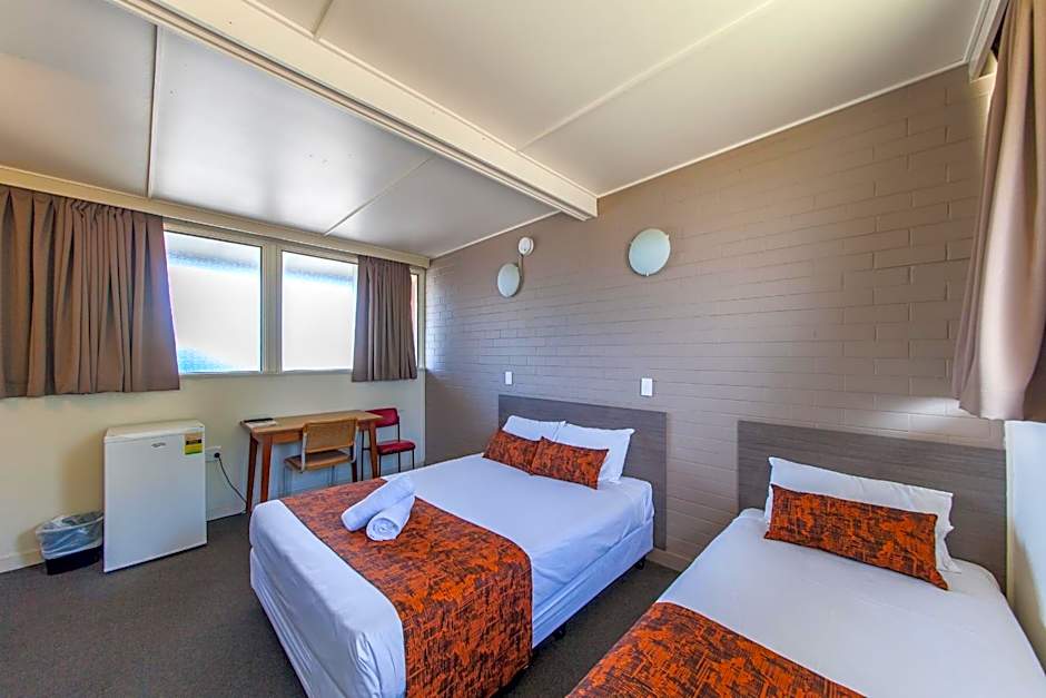 The Australian Hotel Murgon