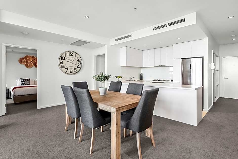 Waterfront Melbourne Apartments