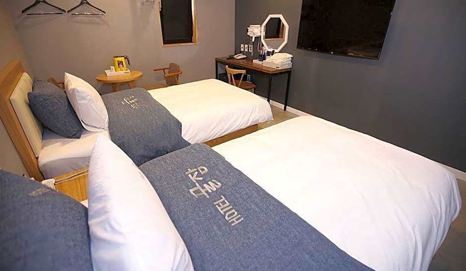 Ggulzam Hotel