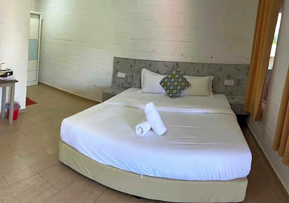 D'Lima Beach Inn