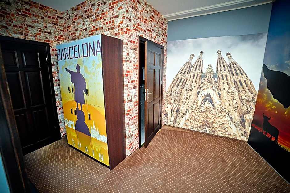 World Hostel - Old Town