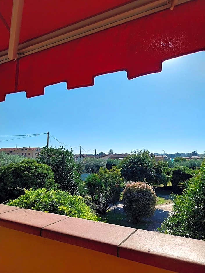 La Casa Gialla A MONTIGNOSO