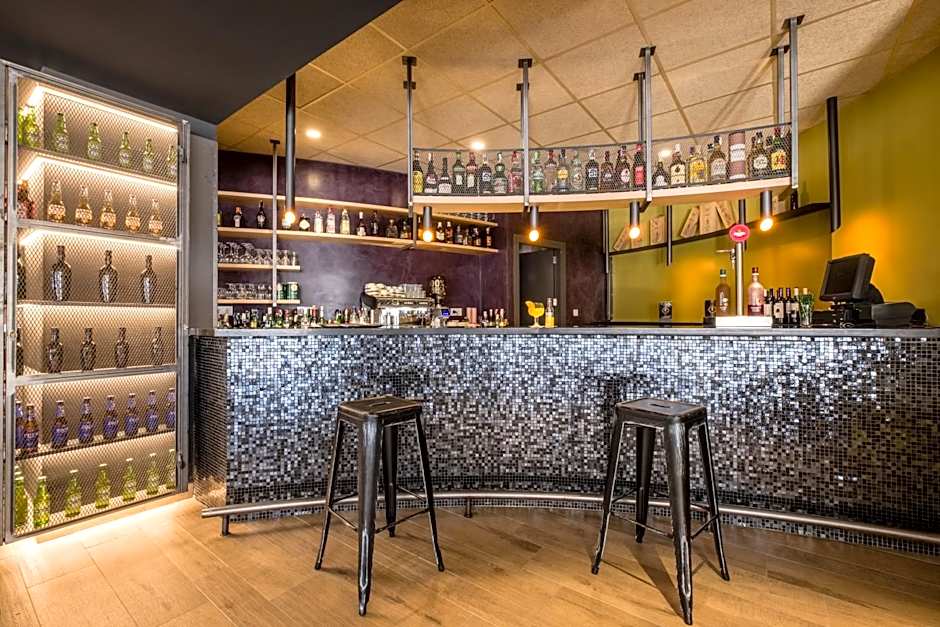 Apartamentos California