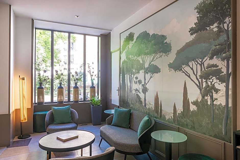 Central Hotel Paris