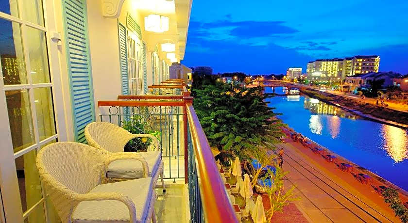 Lantana Boutique Hoi An Hotel