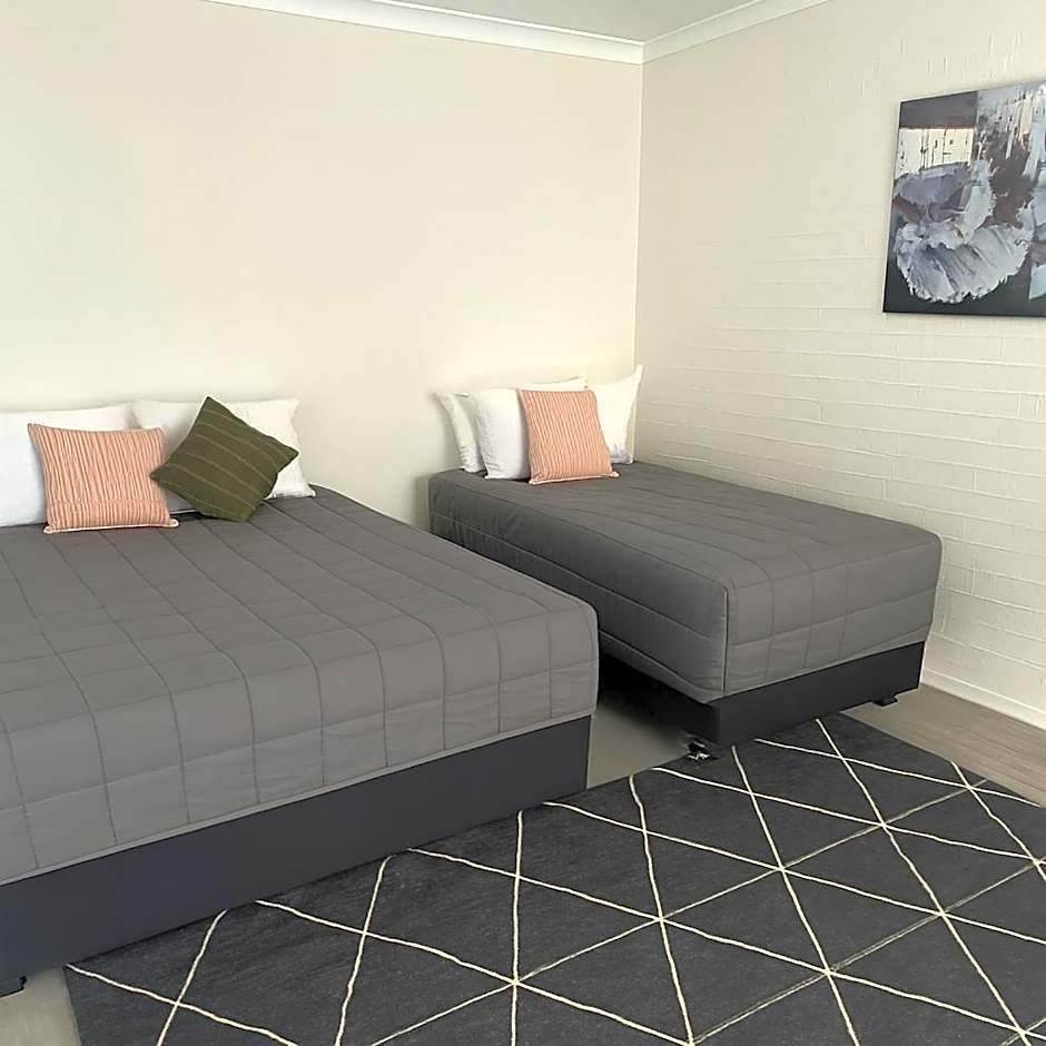 Campbelltown Colonial Motor Inn