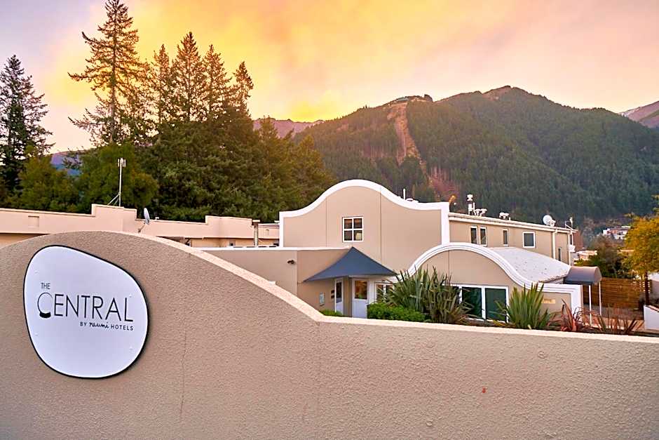 The Central Hotel Queenstown, A Naumi Chapter