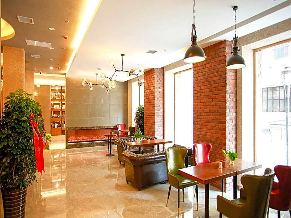 James Joyce Coffetel Harbin Railway Station Songlei Yuanda Pedestrian Street