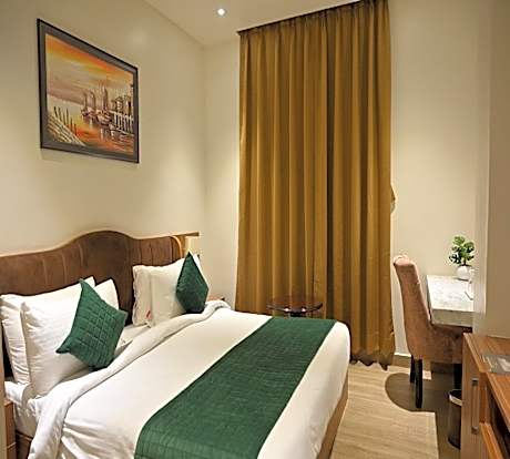 Royal Room