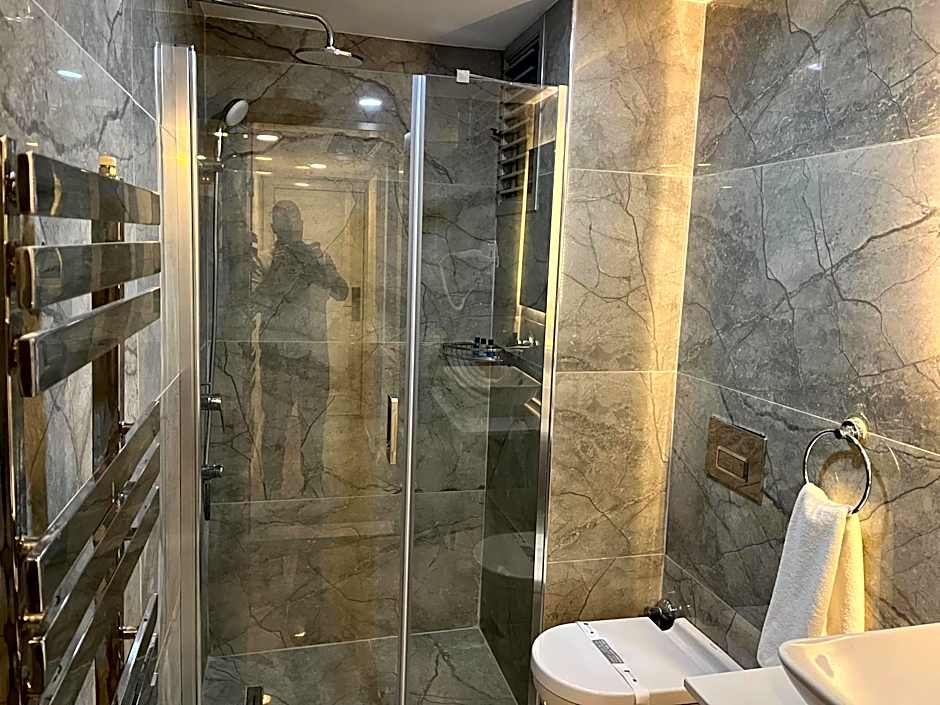 Riva Hotel Alsancak