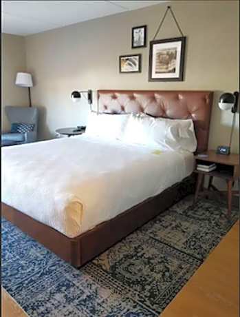 Room (2 Queen Beds)