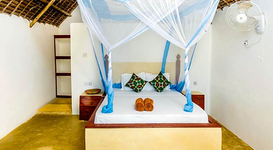 Mnana Beach Bungalows