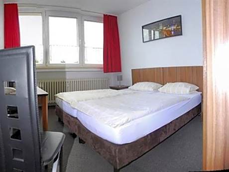 Double or Twin Room with Private Bathroom