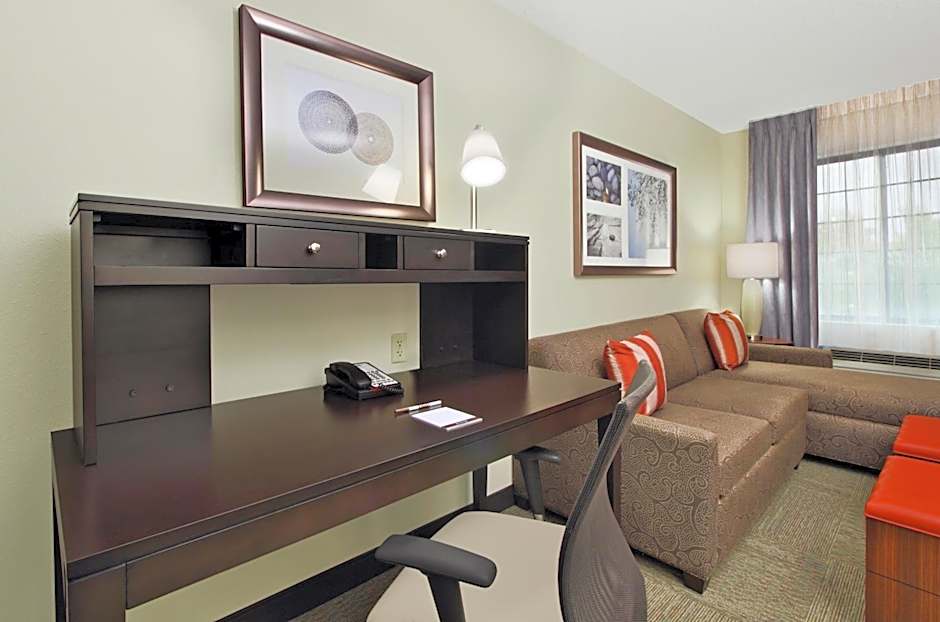 Staybridge Suites Tysons - McLean By IHG