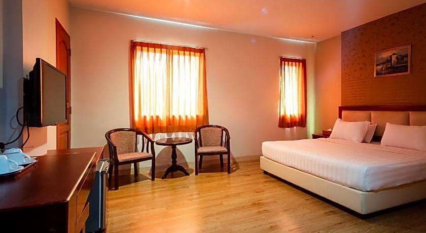 Lovina Inn Nagoya Batam