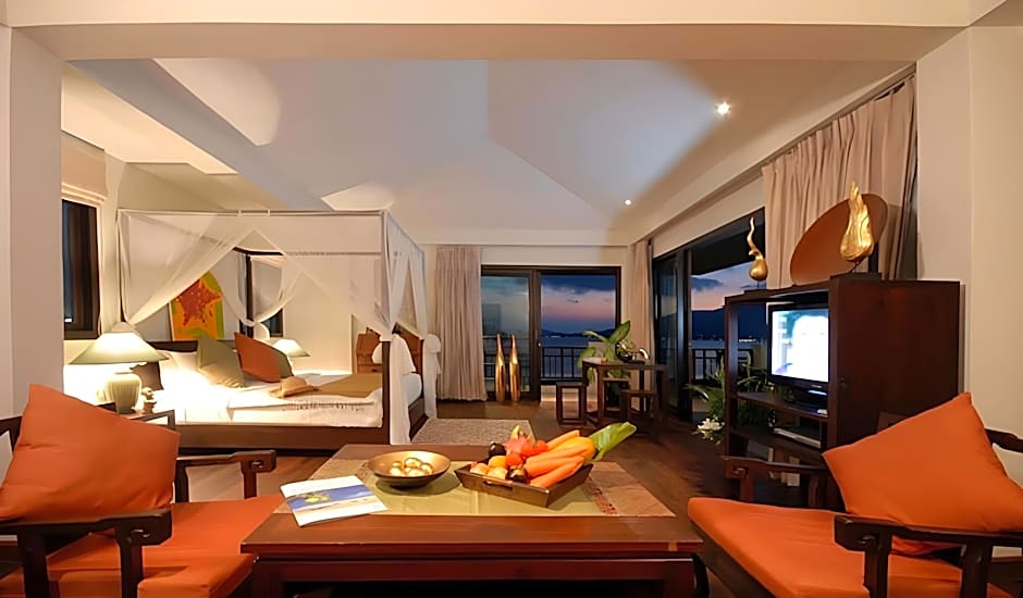 Cinnamon Beach Villas