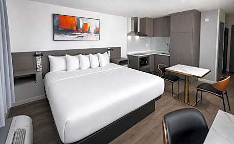 Ramada by Wyndham Angola/Fremont Area