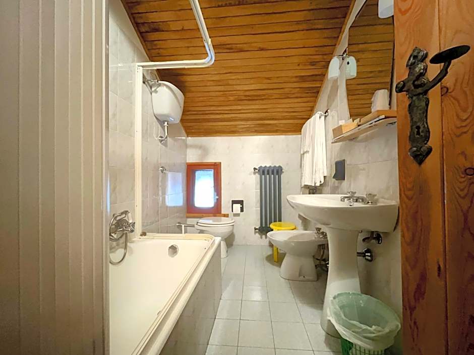 Hotel Garnì Mille Pini