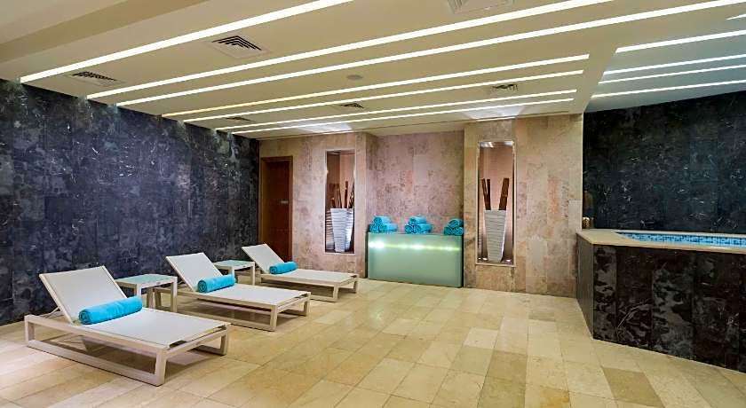 Grand Millennium Muscat