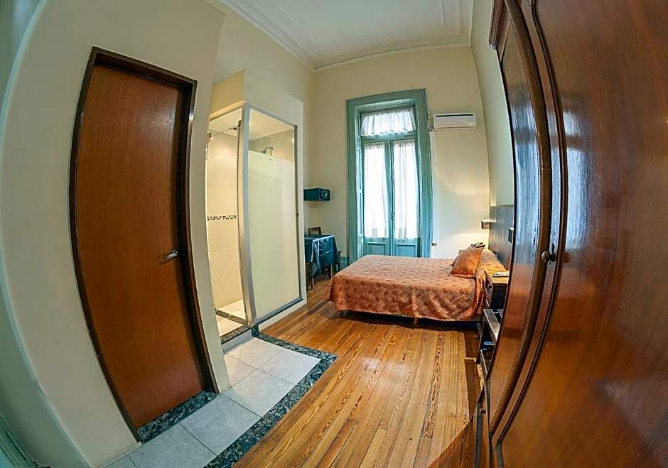 Hotel Reina