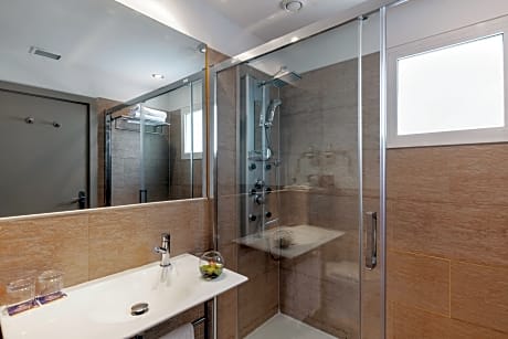 DOUBLE OR TWIN SUPERIOR ACIS