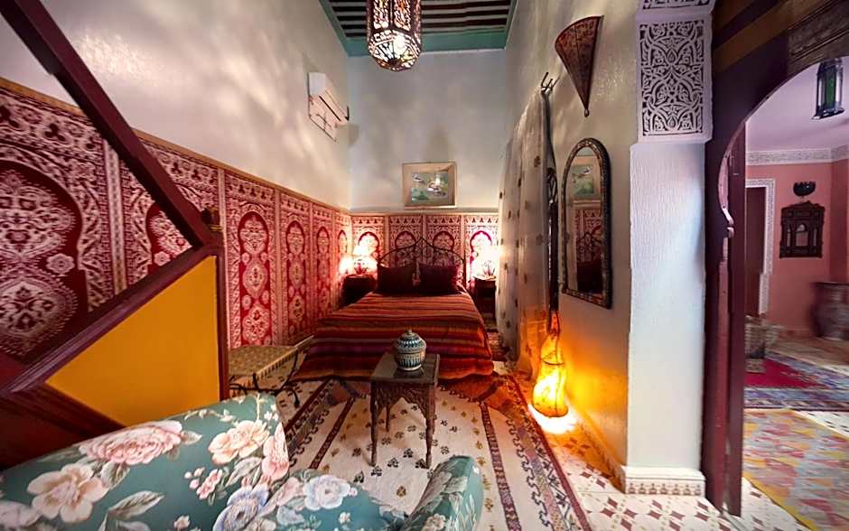 Riad Atika Mek