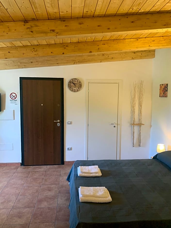 B&B BUICOVILLE CAMEROTA